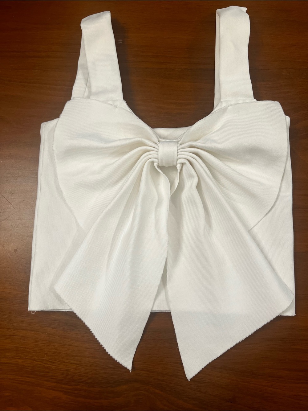 HAPPY HEART White Ribbed Large Bow Front Crop Top - Size XS